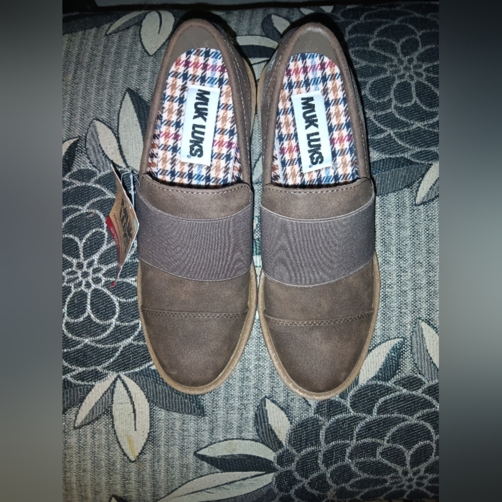 NWT MUK LUKS Dark Brown Women's Lucy Lettie Loafer 7